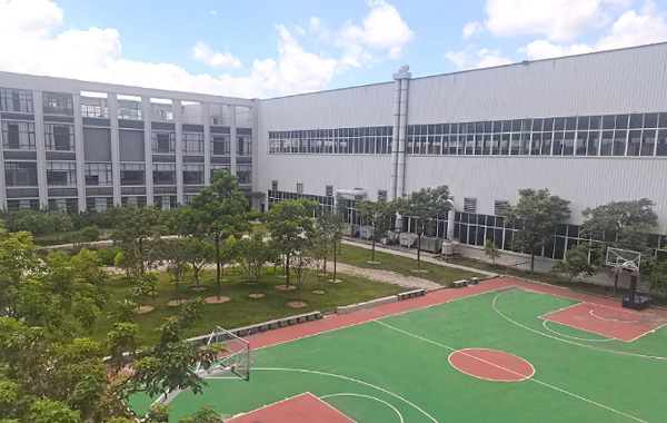 {振揚(yáng)實(shí)業(yè)是拖鞋廠(chǎng)家、拖鞋加工廠(chǎng)、拖鞋代工廠(chǎng)、高端拖鞋定制、人字拖加工廠(chǎng)、定制拖鞋工廠(chǎng)、品牌拖鞋代工廠(chǎng)、涼鞋代工廠(chǎng)、沙灘拖鞋廠(chǎng)家、涼鞋廠(chǎng)家，自1980年以來(lái)，專(zhuān)注研制及生產(chǎn)拖鞋。}