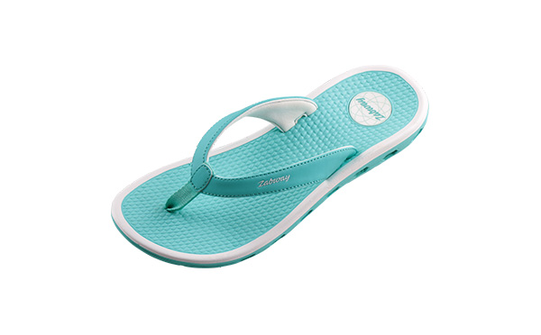 {振揚(yáng)實(shí)業(yè)是拖鞋廠(chǎng)家、拖鞋加工廠(chǎng)、拖鞋代工廠(chǎng)、高端拖鞋定制、人字拖加工廠(chǎng)、定制拖鞋工廠(chǎng)、品牌拖鞋代工廠(chǎng)、涼鞋代工廠(chǎng)、沙灘拖鞋廠(chǎng)家、涼鞋廠(chǎng)家，提供經(jīng)典款高功能拖鞋，美型拖鞋，耐磨防滑拖鞋。}